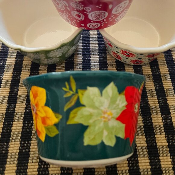 The Pioneer Woman Stoneware Bakeware Ramekin Lot slight glazing 4 piece set - Picture 11 of 15